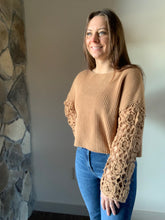 Load image into Gallery viewer, camel floral crochet sweater