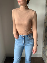 Load image into Gallery viewer, latte ribbed mock neck top