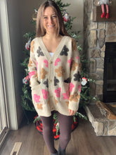 Load image into Gallery viewer, cozy floral oversized cardigan