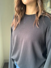 Load image into Gallery viewer, cozy fleece black pullover top