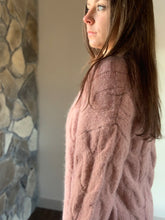 Load image into Gallery viewer, dusty rose cable cardigan