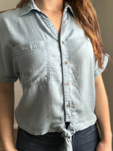 Load image into Gallery viewer, denim tie front top