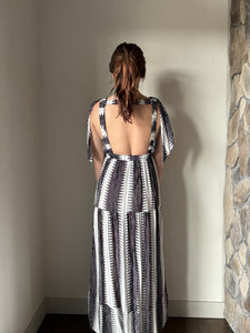 black + white maxi dress