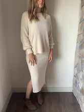 Load image into Gallery viewer, soft ivory ribbed midi skirt