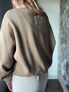mocha soft fleece sweatshirt with ruched sleeves