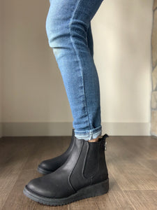 blowfish black chelsea boot with wedge