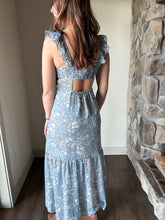 Load image into Gallery viewer, blue floral maxi dress