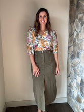 Load image into Gallery viewer, olive denim slit front long skirt