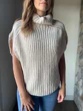Load image into Gallery viewer, sleeveless oatmeal sweater