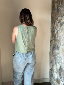 sage sugarloaf button back tank