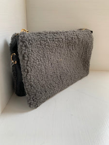 favorite crossbody purse | sherpa