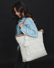 Load image into Gallery viewer, cream diamond textured tote