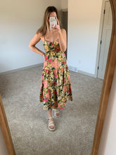 Load image into Gallery viewer, floral garden midi dress
