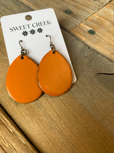 sweet creek mini classic teardrop leather earrings | 9 colors
