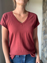 Load image into Gallery viewer, wine basic v-neck with rolled sleeves
