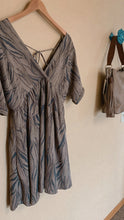 Load image into Gallery viewer, MOCHA+SLATE PRINTED BABYDOLL TIE BACK TIERED DRESS