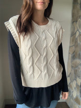 Load image into Gallery viewer, ken cable knit cream sweater vest