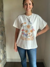 Load image into Gallery viewer, wildflower graphic tee