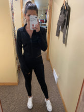 Load image into Gallery viewer, black leggings with mesh panels