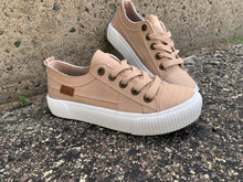 Load image into Gallery viewer, blowfish tan lace-up sneakers
