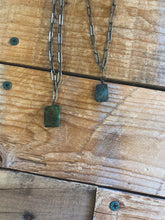 Load image into Gallery viewer, PAPER CLIP NECKLACE | 3 STONE